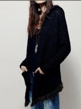 Free People Women’s Size S Love Me Tender Chunky Knit Cardigan Fringe Hood Black